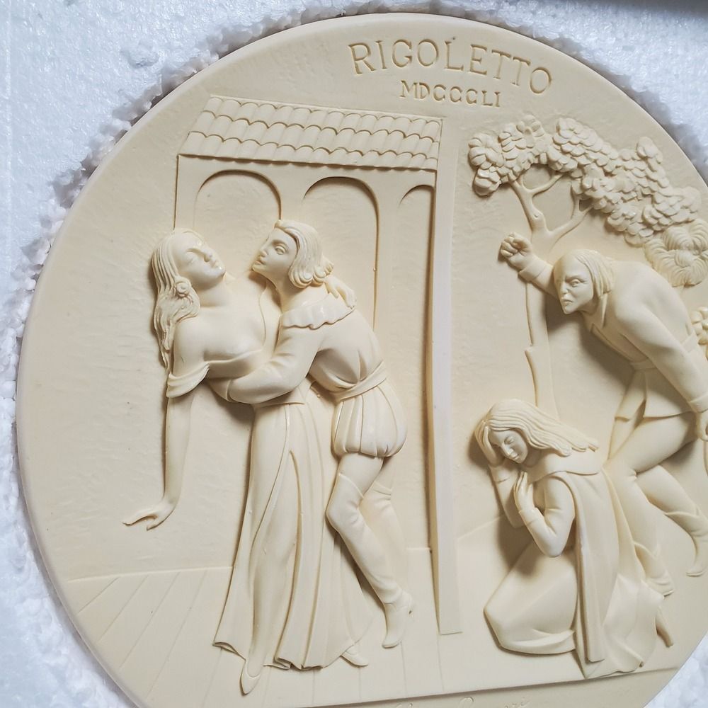 Rigoletto hand carved ivory alabaster collectors plate grand opera collection - Picture 2 of 10
